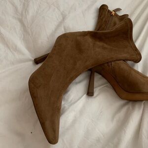 Zara Brown Suede Heeled Boots